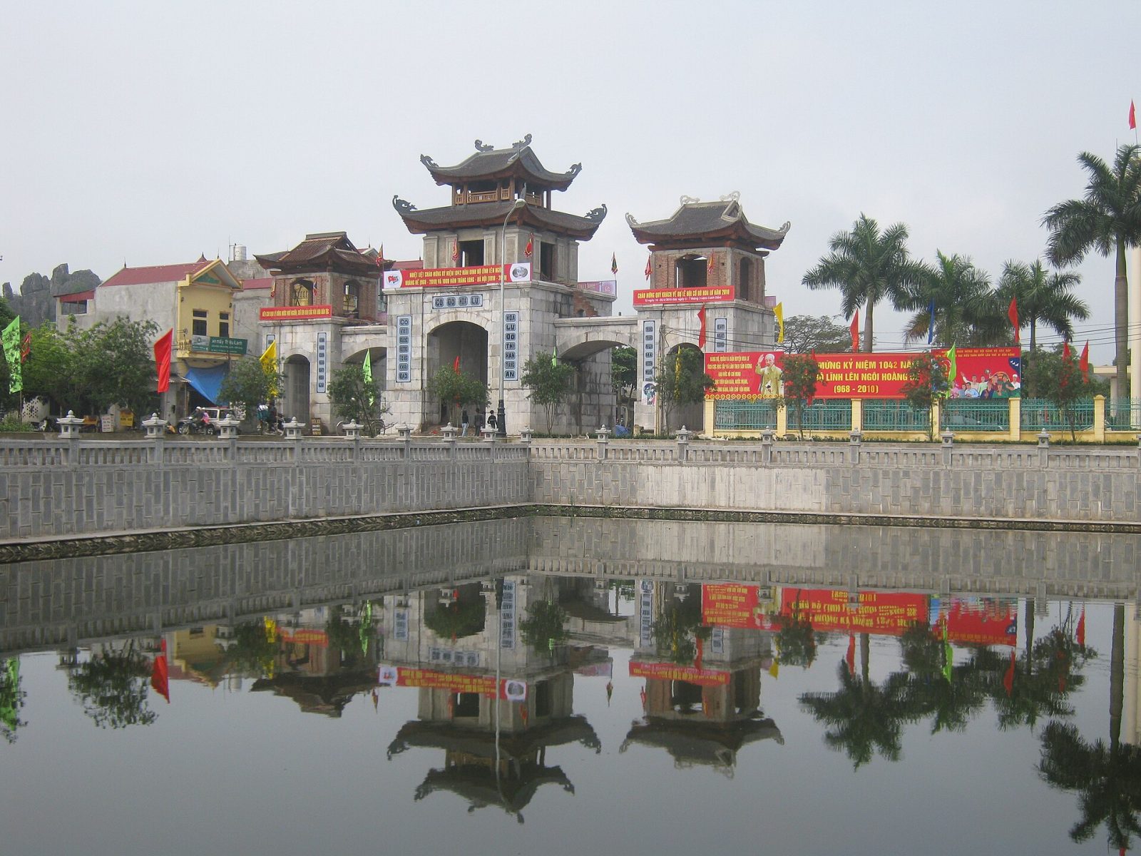 Cố Đô Hoa Lư & Tuyệt Tình Cốc (Động Am Tiên)