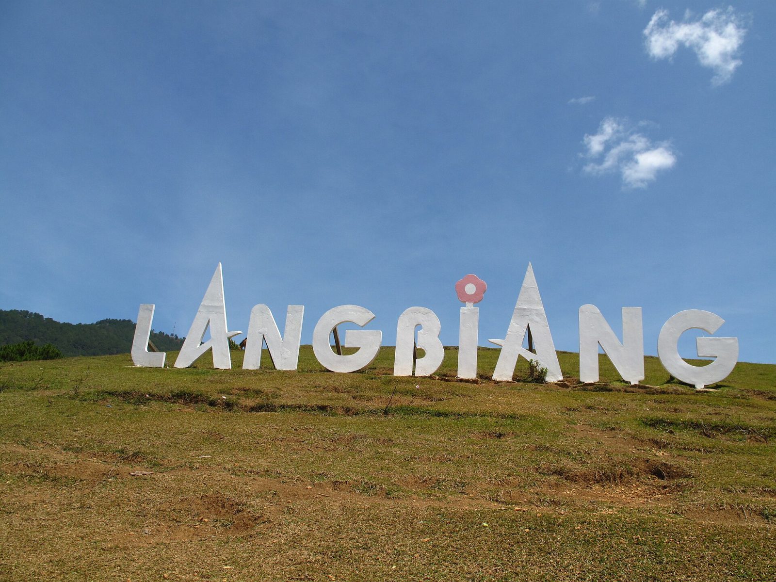 Núi Langbiang Huyền Thoại