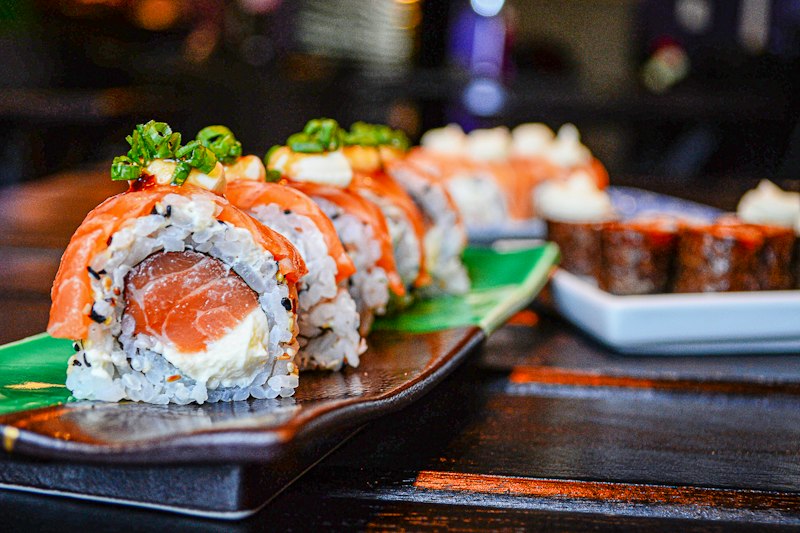 Sushi & Sashimi tươi sống chuẩn Nhật